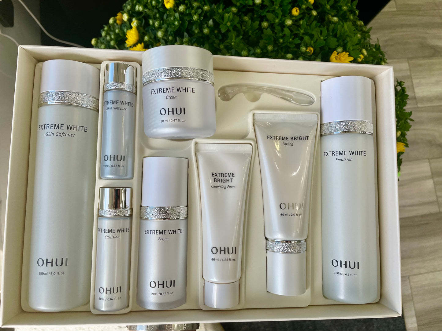 OHUI extreme White 4pcs special set
