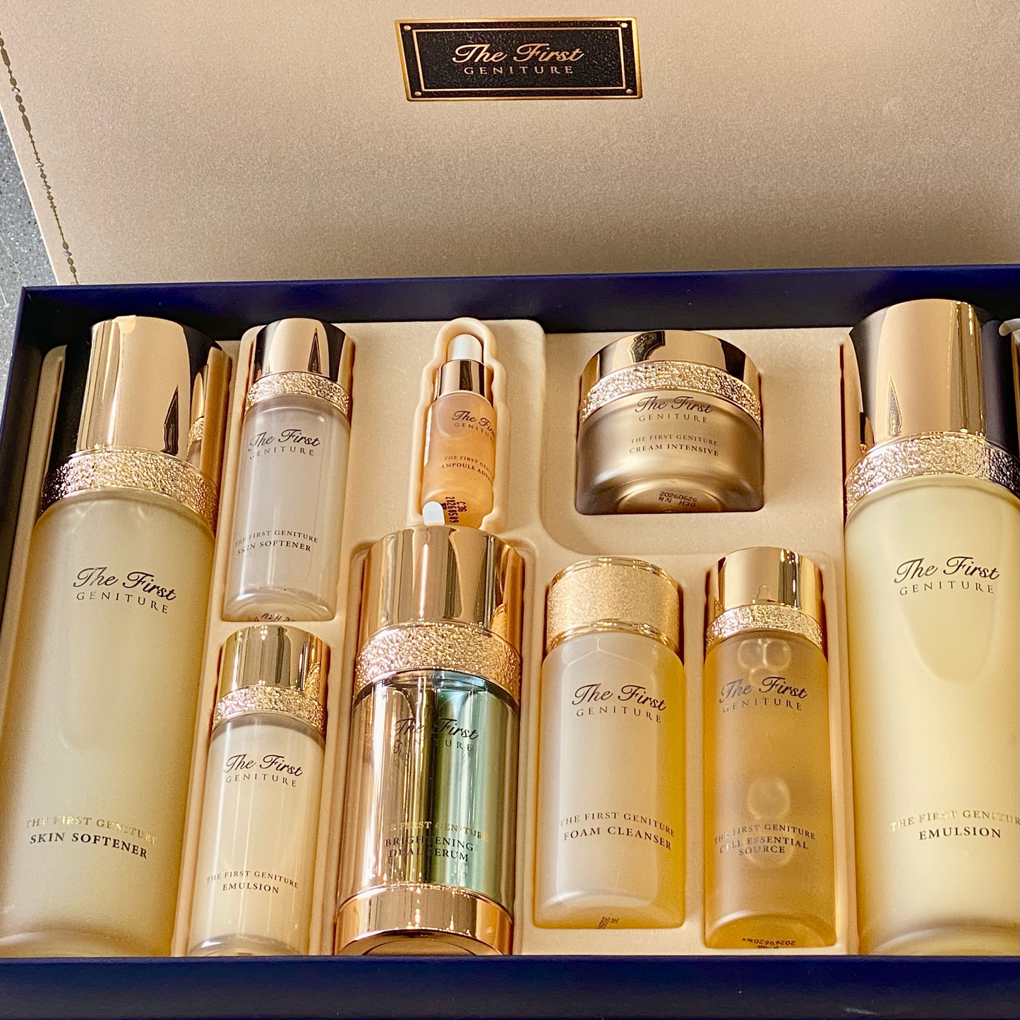 The First Geniture Brightening 3pcs Special Set
