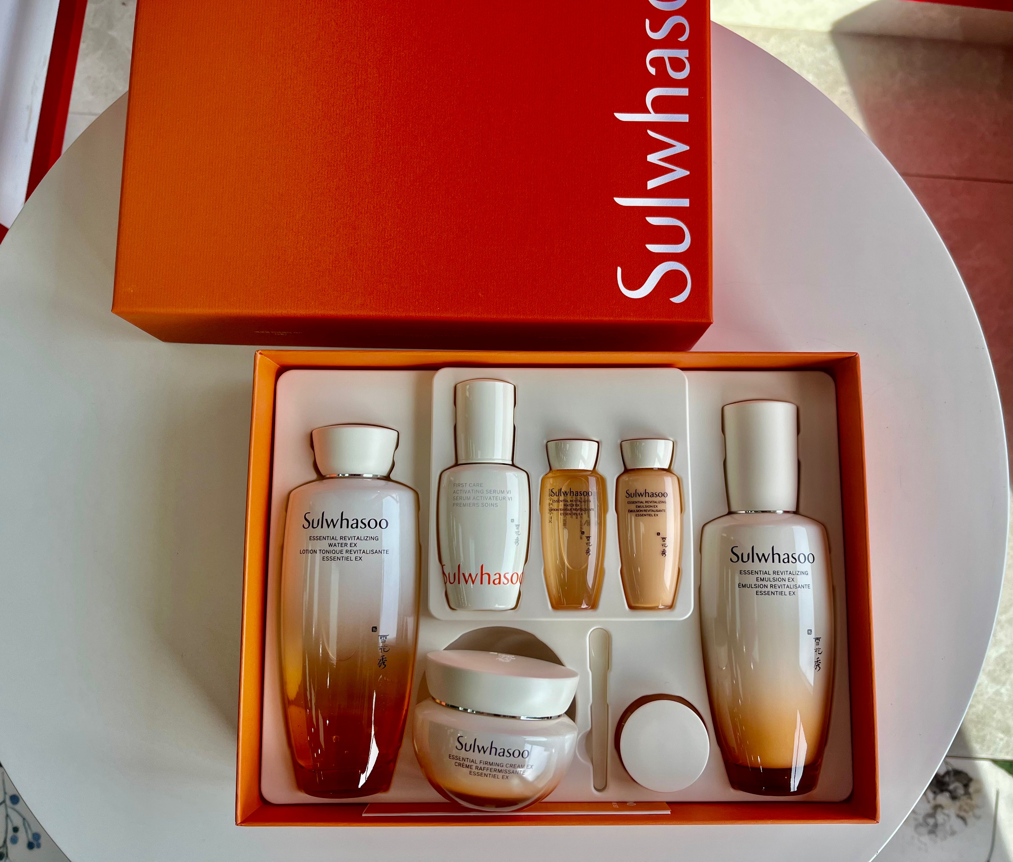 Sulwhasoo Essential 4pcs Set ( Toner, First Care, Emulsion, Cream )