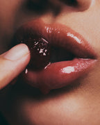 Axis-y Vita Glow Lip Oil - Chilled Berry 4.5g