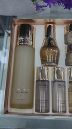 The First Geniture Signature Set (Skin Softener, Ampoule Advanced, Emulsion, Travel Size)
